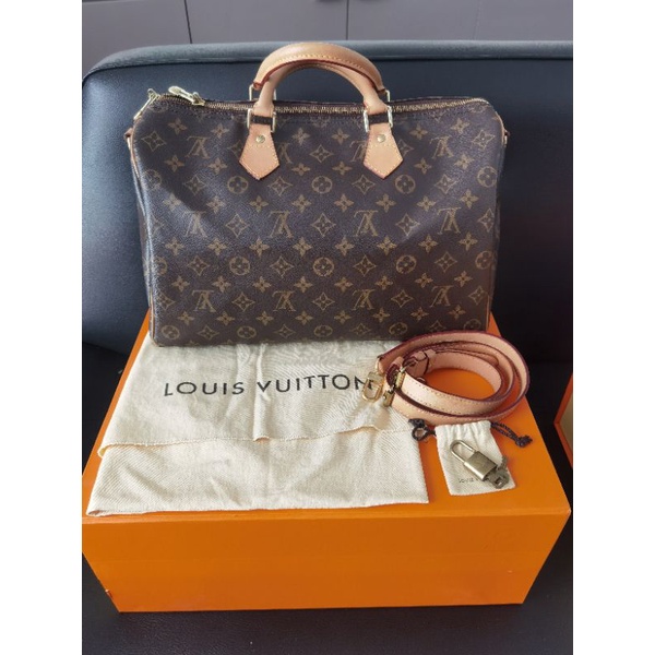 louis-vuitton speedy bandouliere 35