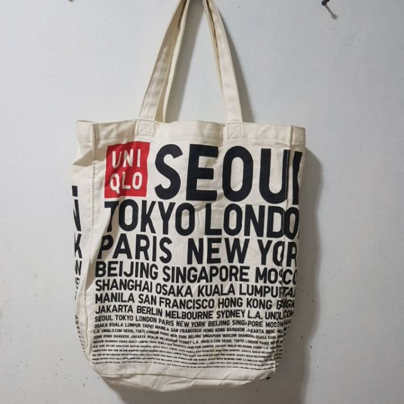 Uniqlo canvas online bag