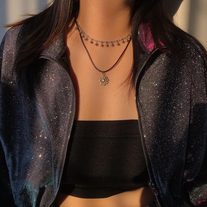 Token Astrid Flower Pendant Necklace Gold main image 1