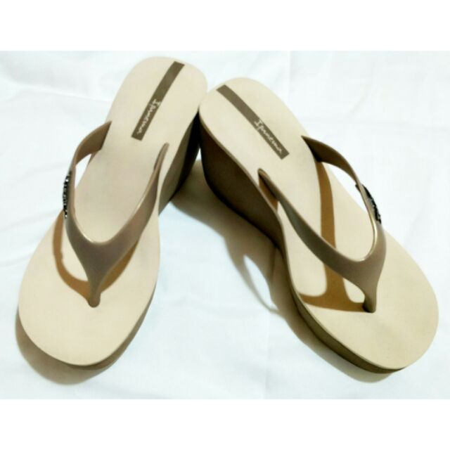 goud oase Bot Ipanema wedge sandals | Shopee Philippines