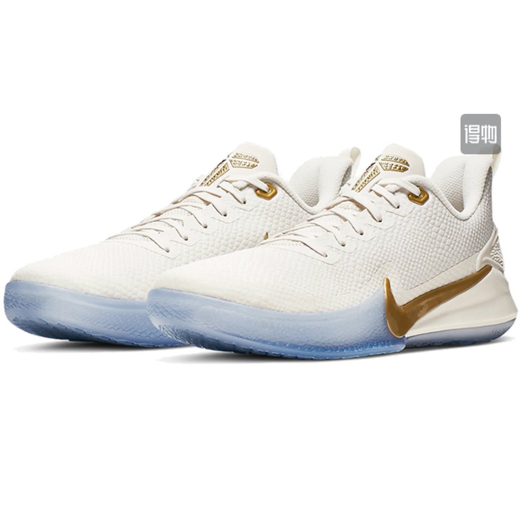 Kobe store training shoes