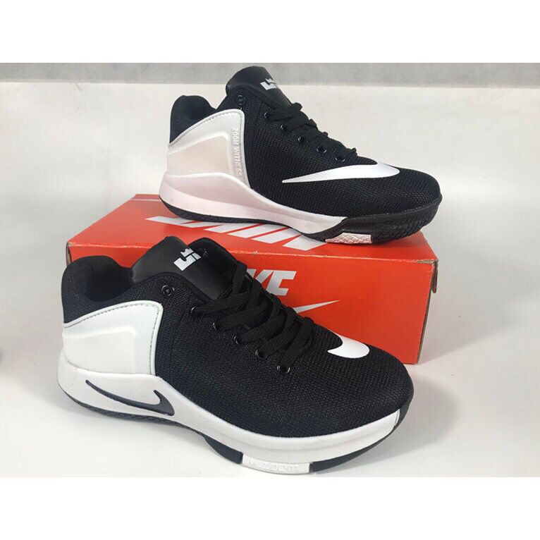 Nike shop witness 1