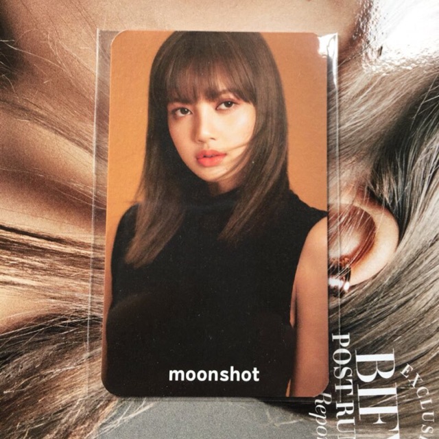 BLACKPINK moonshot LISA photocard