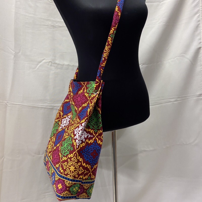 BEST SELLER Batik Tote Bag | Eyelet Bag | Islet Ilet Shoulder Bag ...