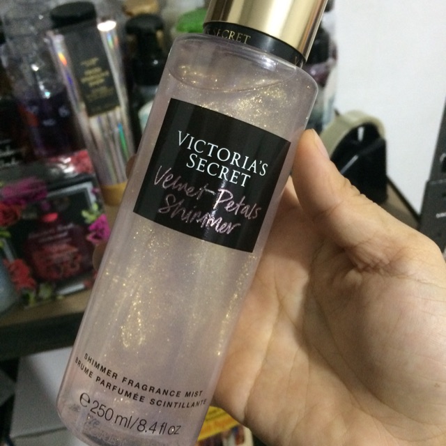 Victoria's Secret Women Velvet Petals Shimmer Fragrance Body Mist - 250ml