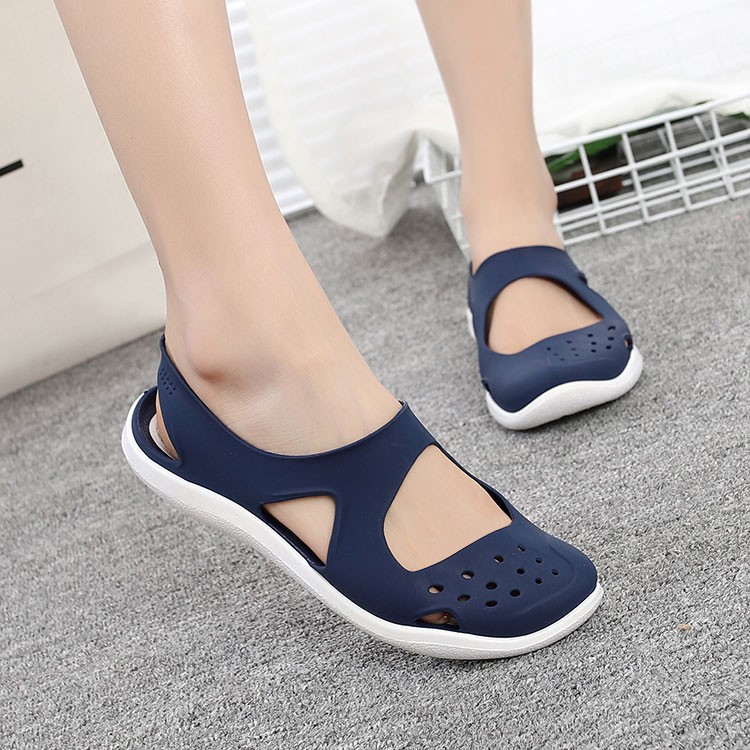 2022 New Wild Non-Slip Student Soft Bottom Jelly Shoes Baotou - Main Image