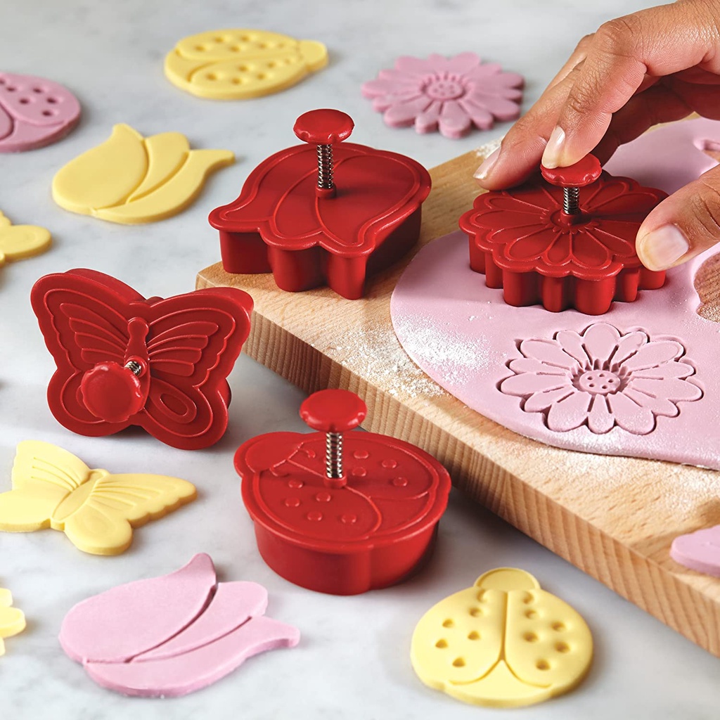 Cake boss shop cookie cutters