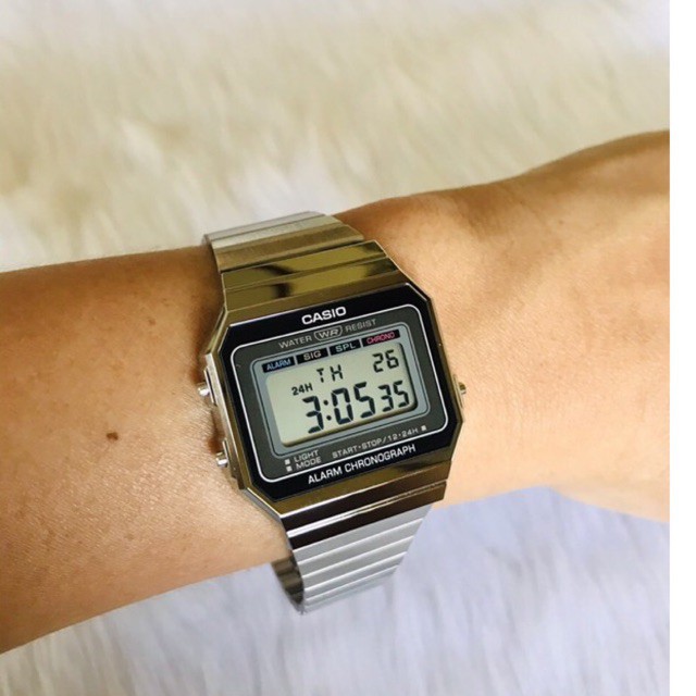 Casio a700w online gold