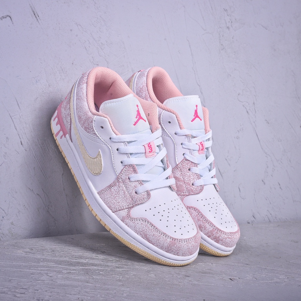 Pink jordan 1 clearance men