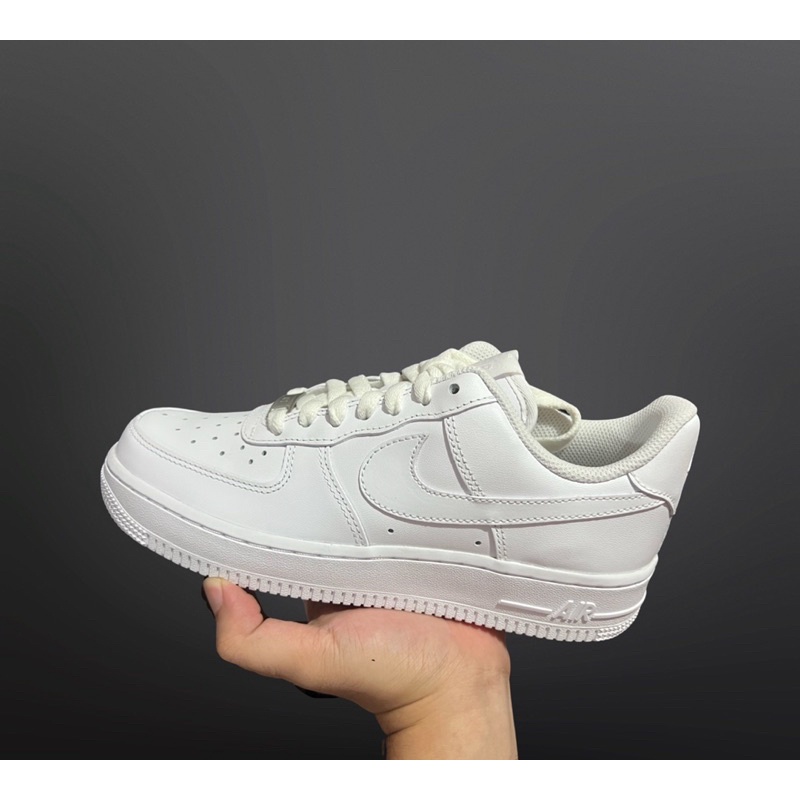 triple white nike air force