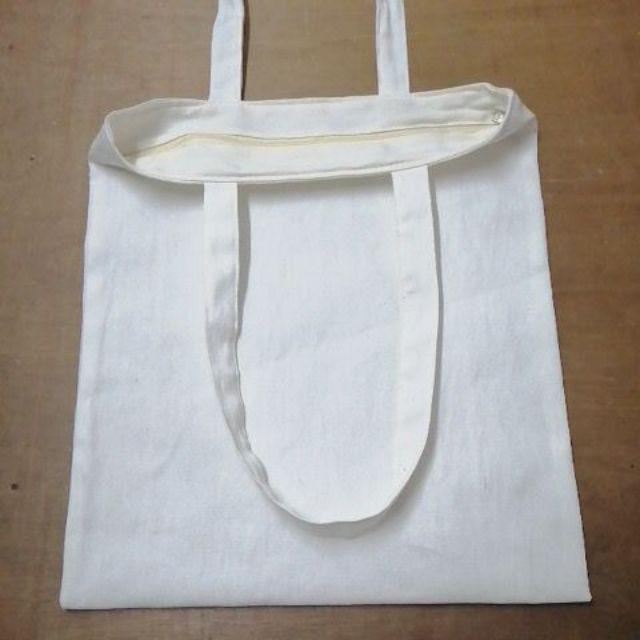 Plain Canvas Tote Bag With Zipper Shopee Philippines   70aaa58d59b60e20f19092d400b84cb7