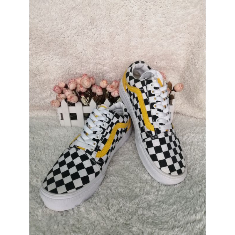 Yellow old skool checkerboard on sale vans