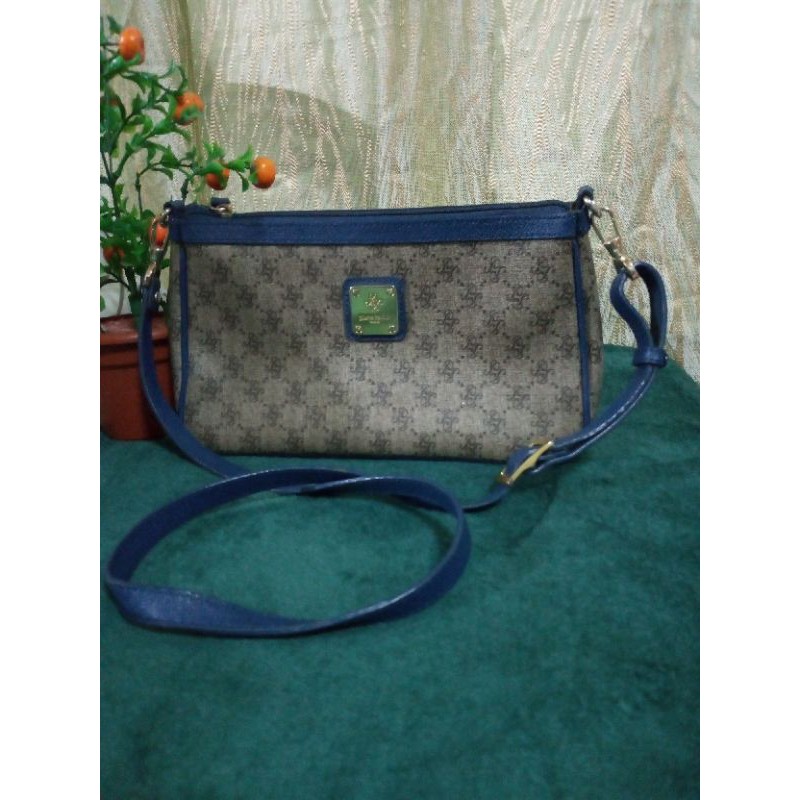 Sling bag pierre online cardin