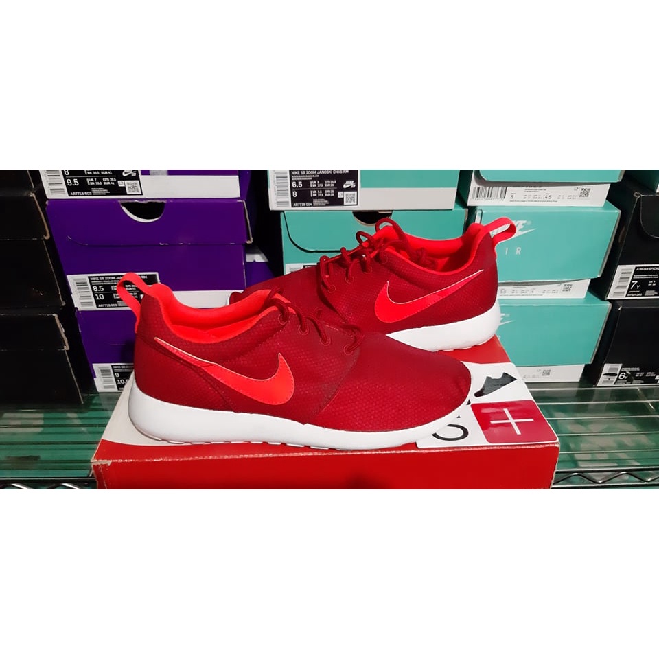 *CLEARANCE* Roshe Run Gym Red Bright Crimson White GS Size 6.0 (USGS