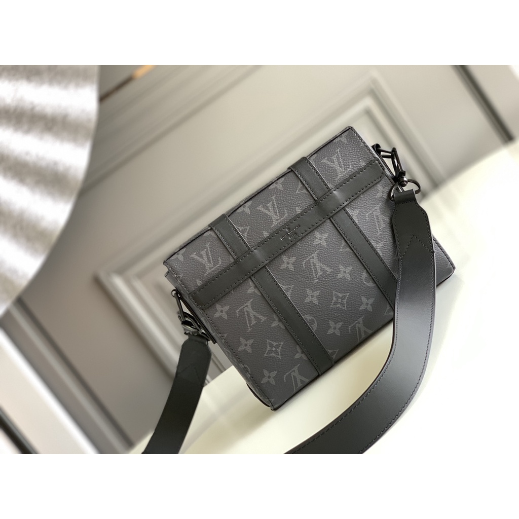 Trunk Messenger Bag Monogram Eclipse - Bags M45727