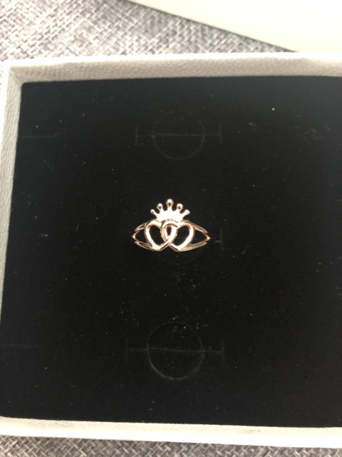 Interlocked crowned hearts on sale pandora