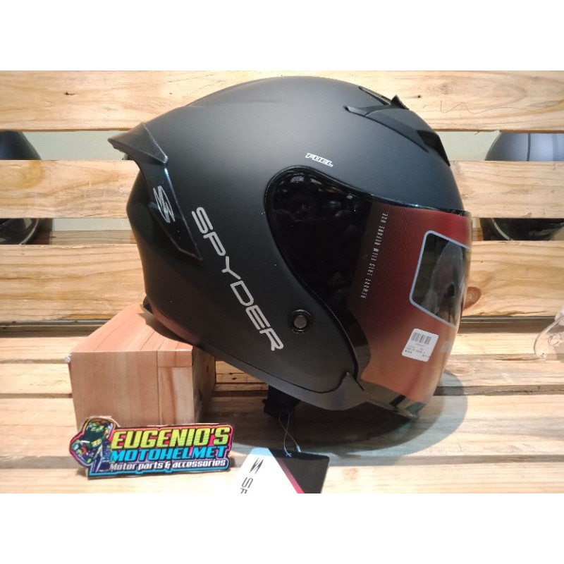 Fuel store half helmet