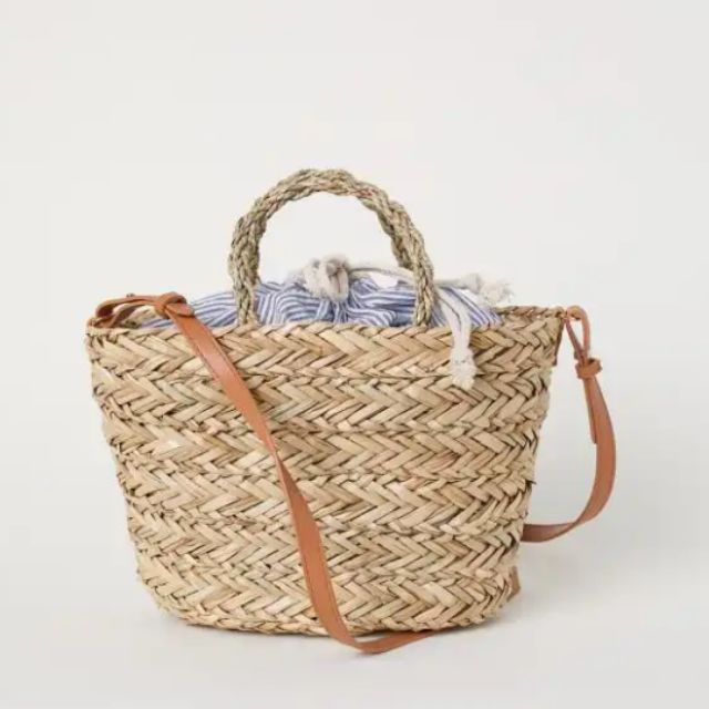 H & m straw on sale bag