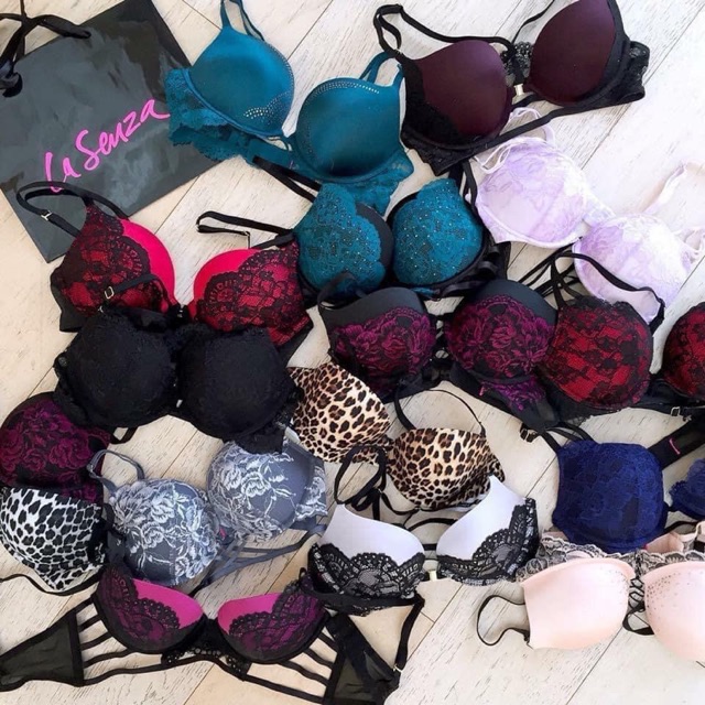 Bundle of assorted bra sold in live selling