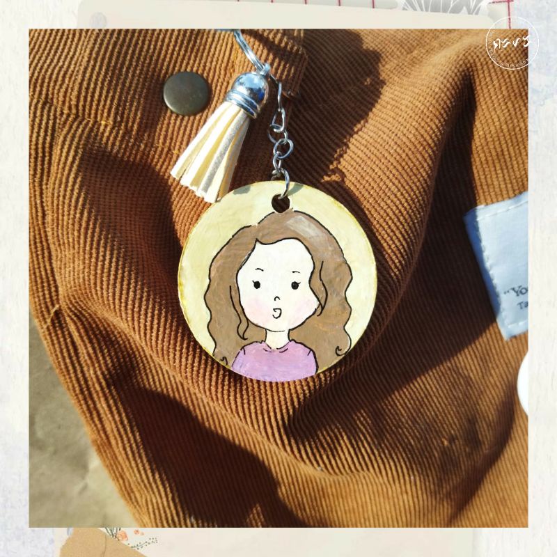 Custom Hand-painted Keychain (Baybayin & Mini Me) | Shopee Philippines