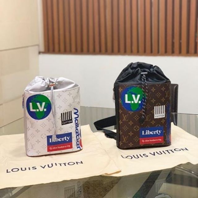 Lv chalk sling discount bag