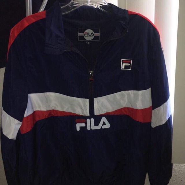 Fila windbreaker hot sale black