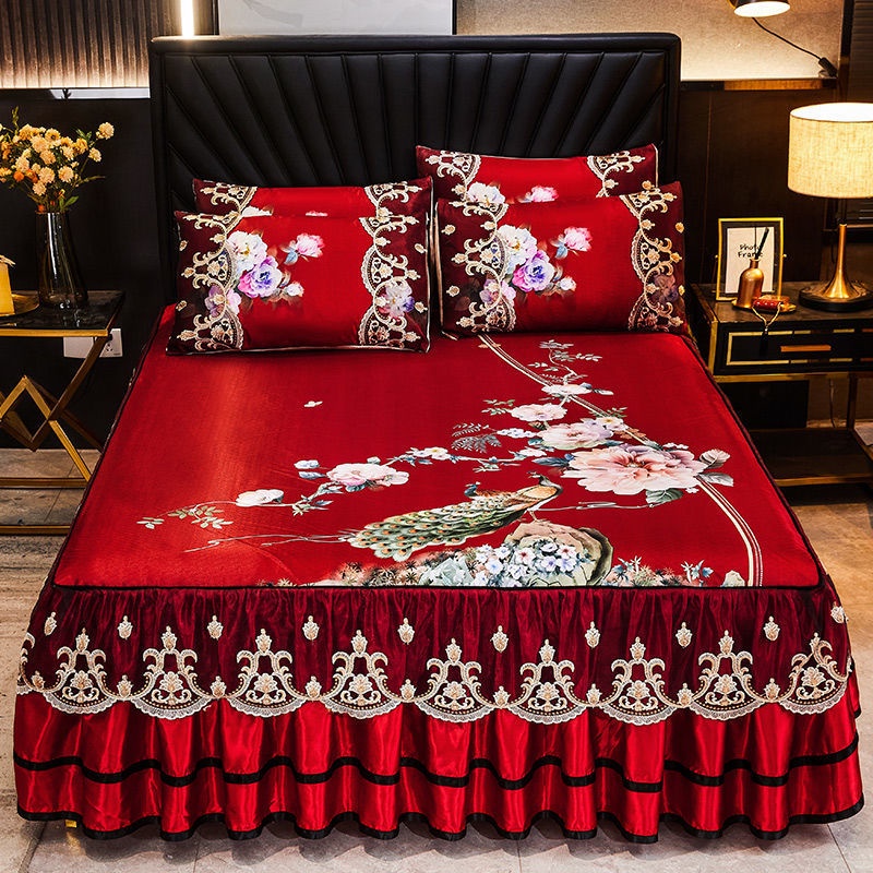The new ice silk mat bed skirt three-piece summer mat can be washed and ...
