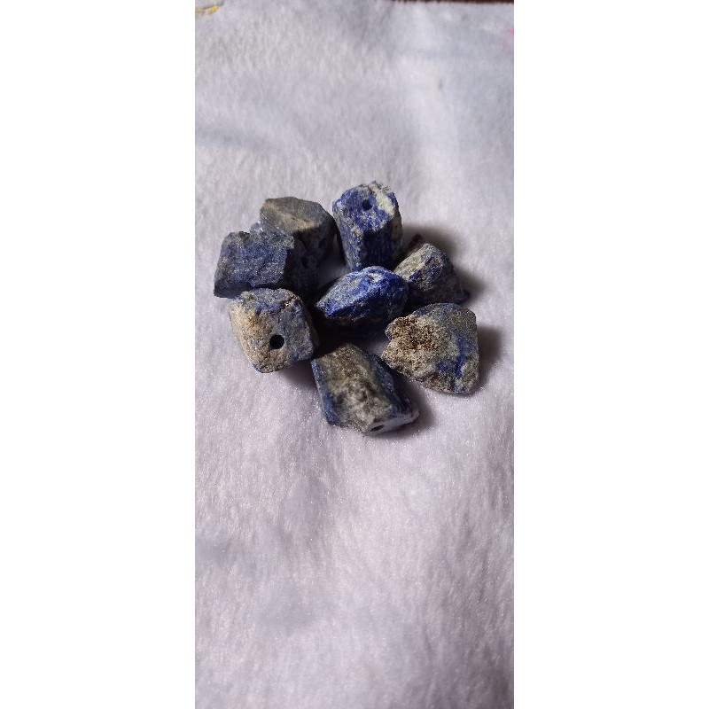 lapiz lazuli raw stone natural stone w/hole | Shopee Philippines