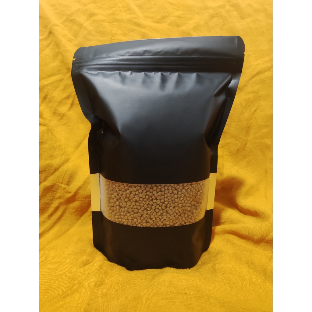 High protein fish food floating (koi, goldfish etc.) 400grams Shopee