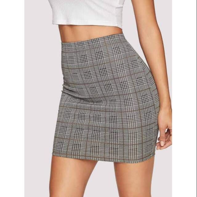 H&m checked outlet skirt