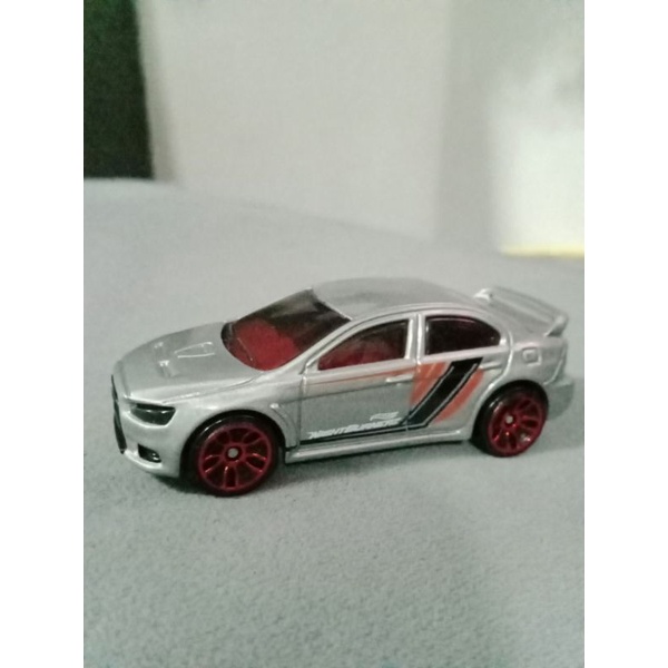 Hot Wheels NIGHTBURNERZ 2018 &ndash; Mitsubishi Lancer Evolution X Grigio, Loose, 1/64