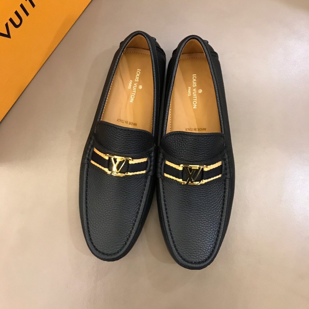 LOUIS VUITTON AUTHENTIC Hockenheim Moccasin Shoes, Men's Fashion, Footwear,  Dress shoes on Carousell