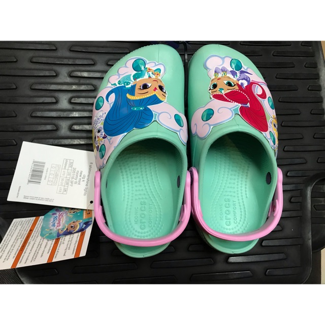 Crocs shimmer deals and shine