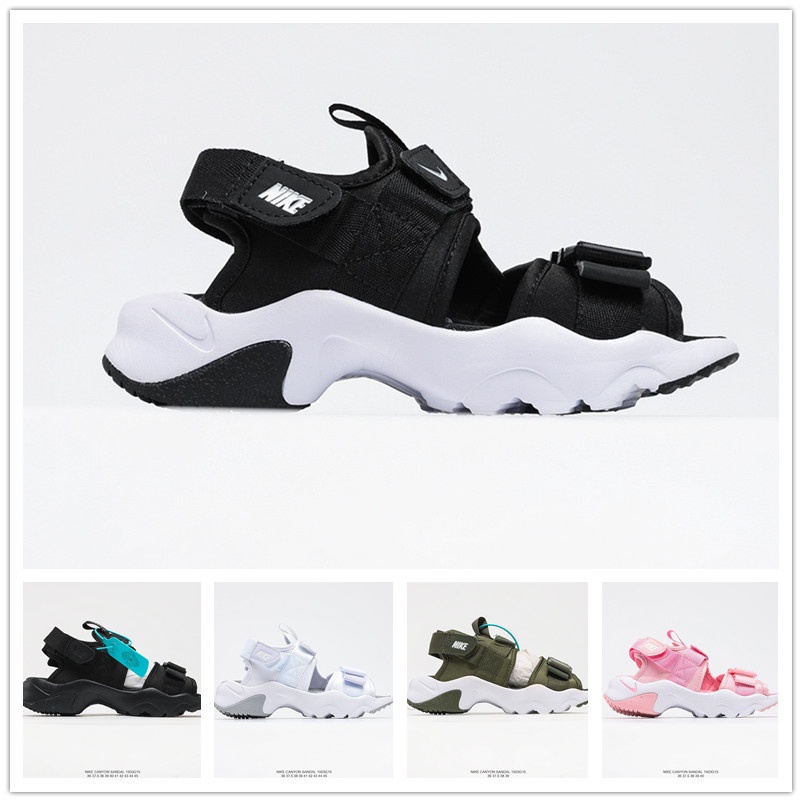 Nike buckle sale sandals