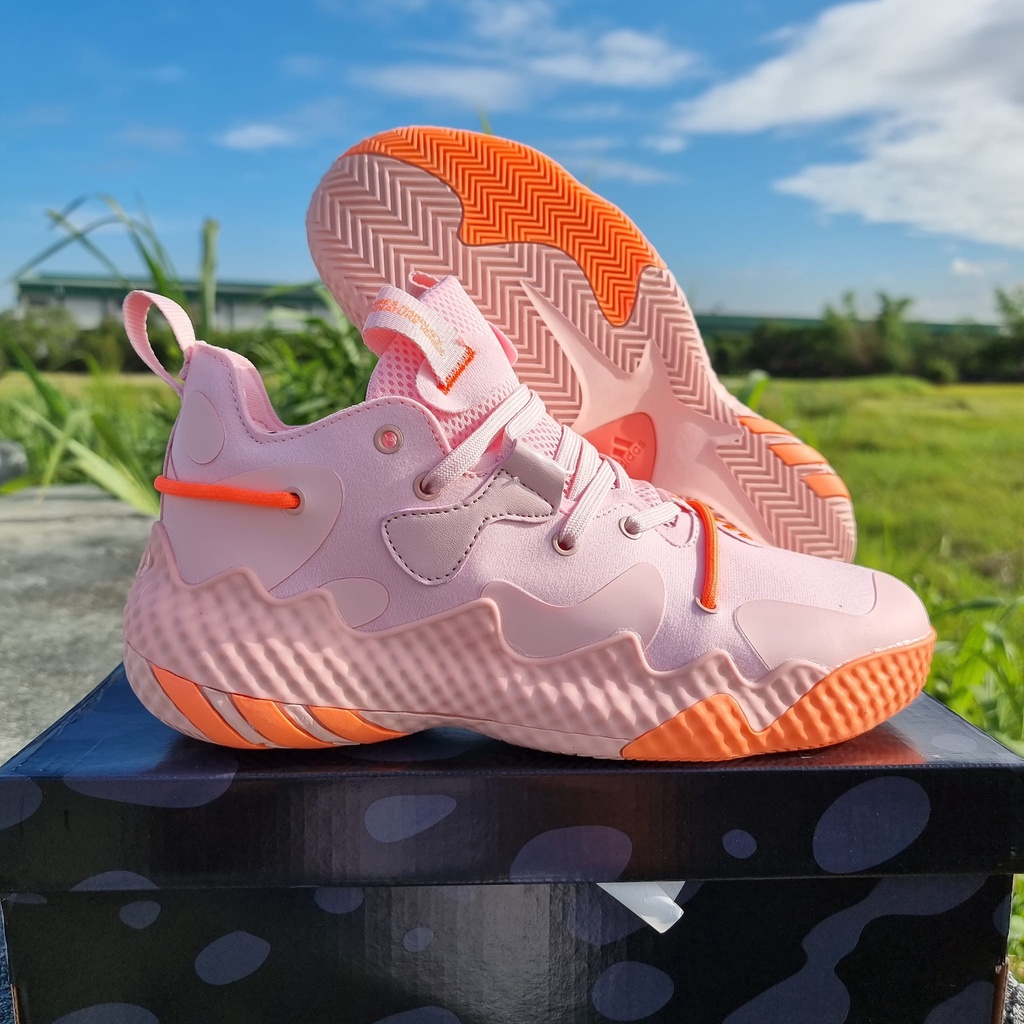 Harden hot sale pink shoes