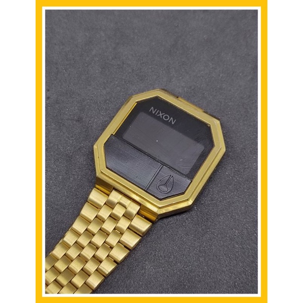 Nixon rerun gold best sale