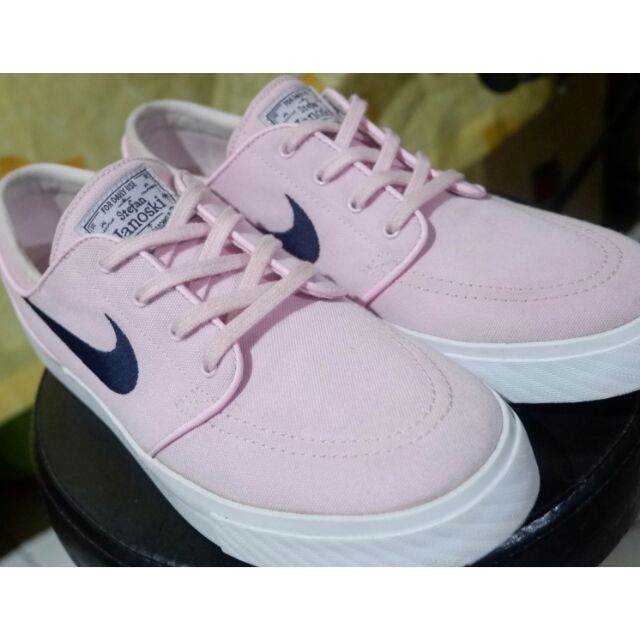 Nike janoski prism on sale pink