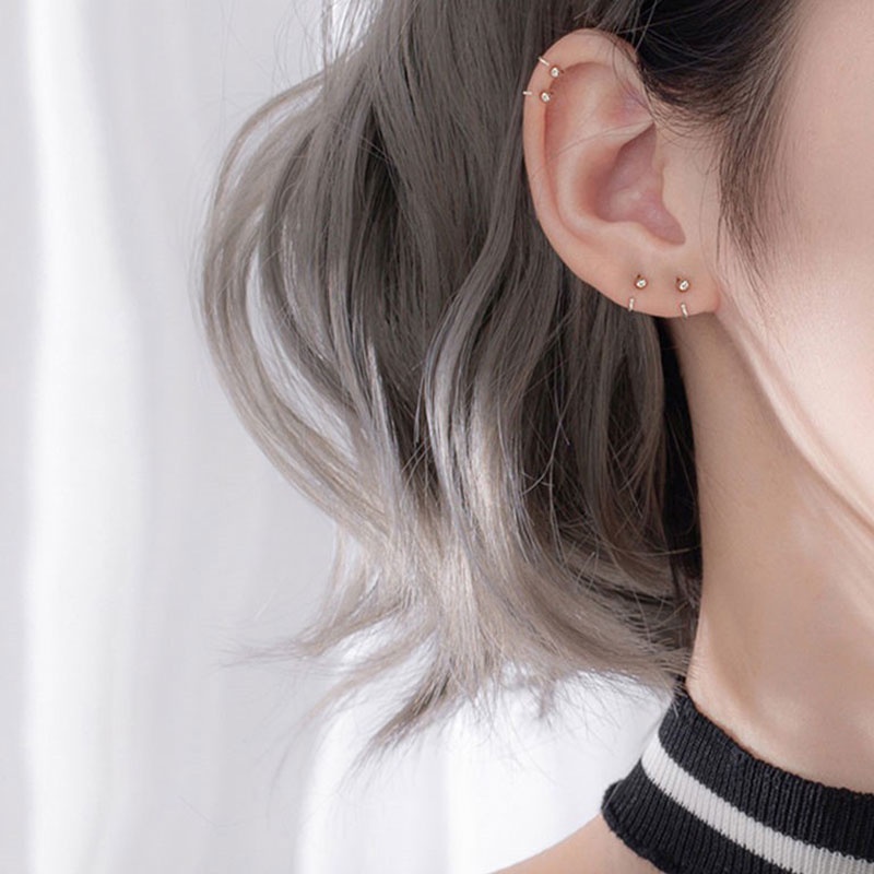 Minimalist helix piercing hotsell