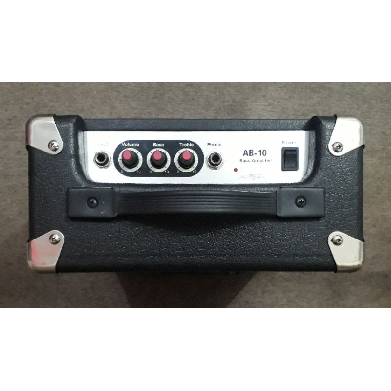 □Aria AB10X (Bass Amp Tested on Guitar) □Price: 1,600