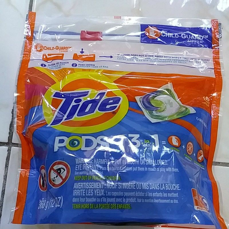 laundry Tide Pods Liquid Detergent 4 in 1 Ultra Oxi 12 Capsules