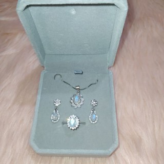 Moonstone deals jewelry set