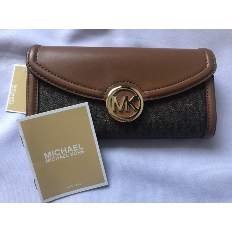 Michael kors fulton 2025 flap continental wallet