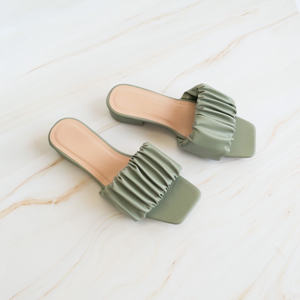 Kimi Olivia 1 inch Scrunchies Strap Block Heels Sandals Korean Fashion ...