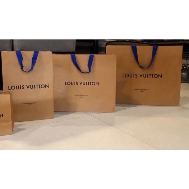 Lv best sale gift bag