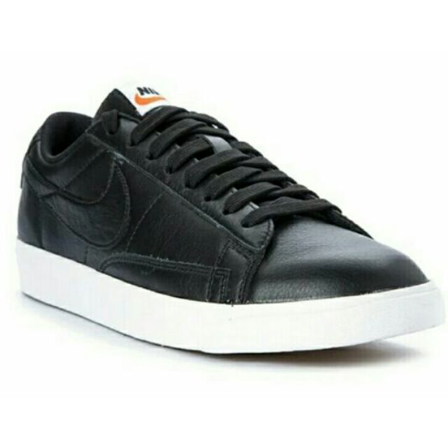 Nike black and white leather clearance shoes