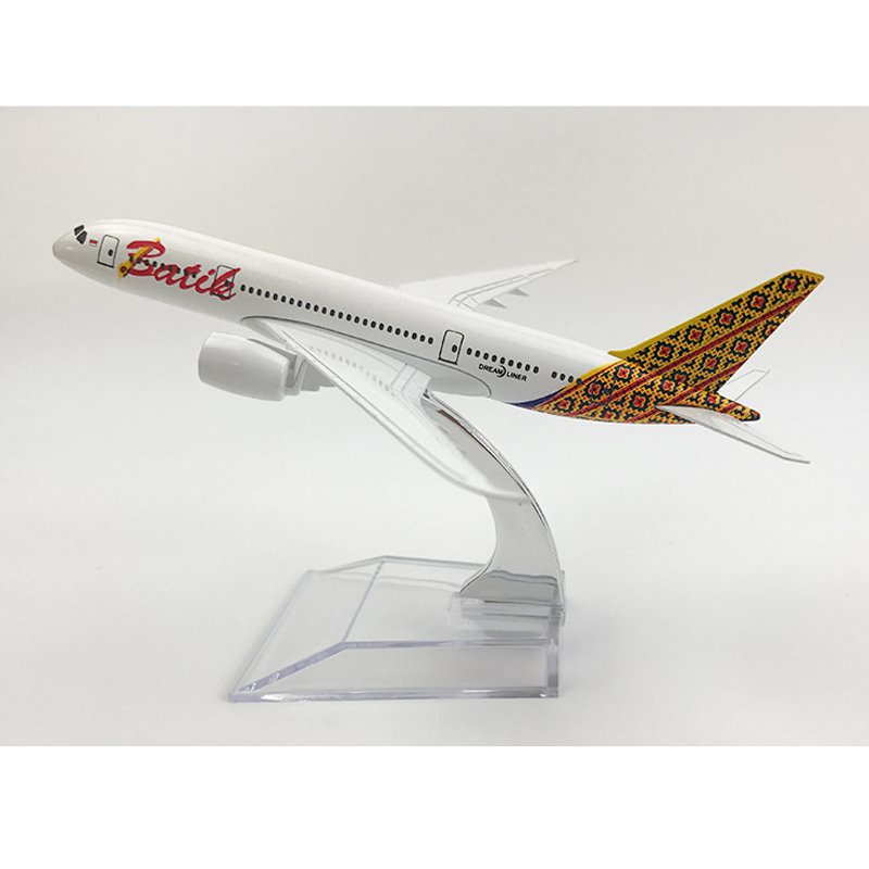 Batik Airlines Aeroplane Model Boeing 787 Airplane 16cm Metal Alloy 