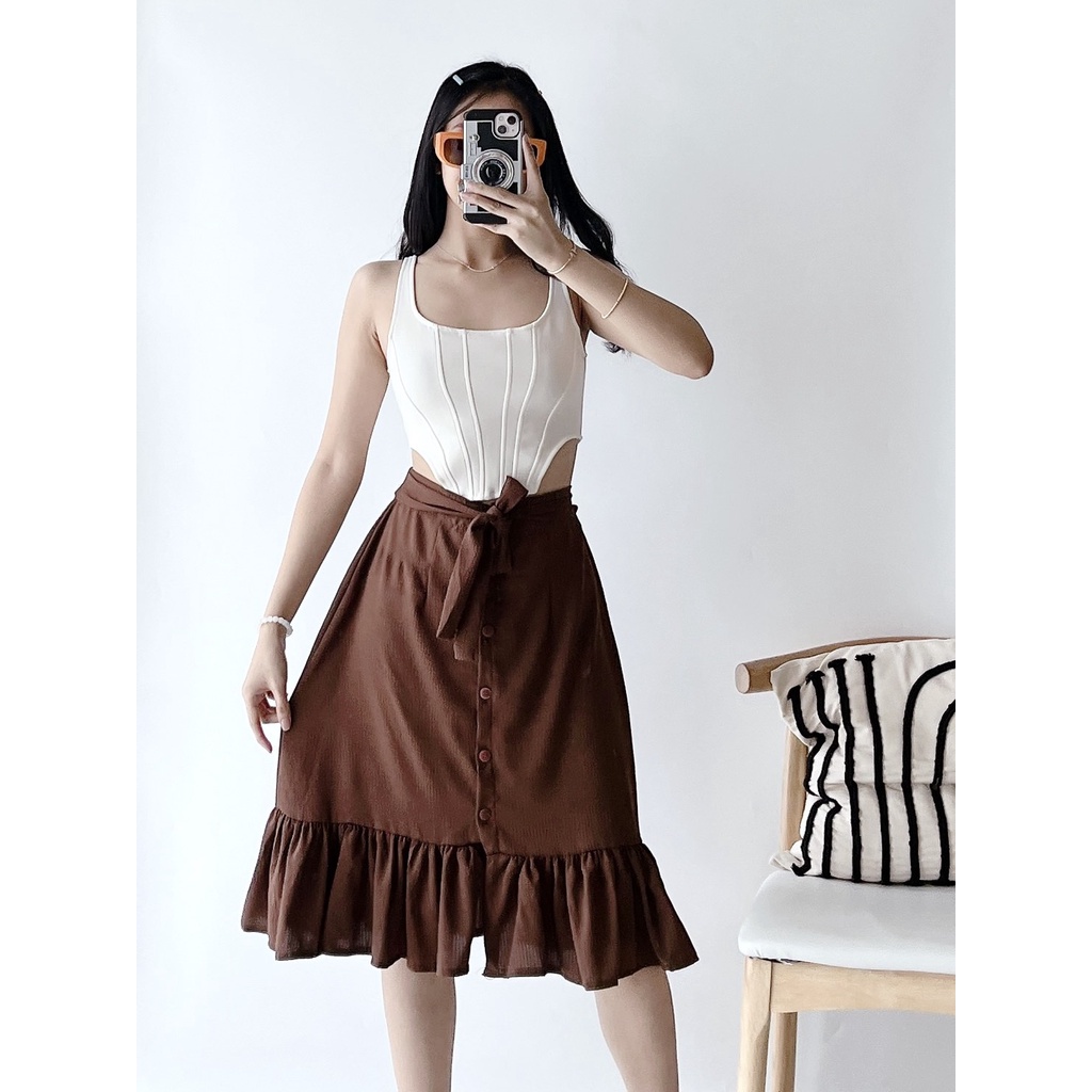 Belt ruffled skirt best sale