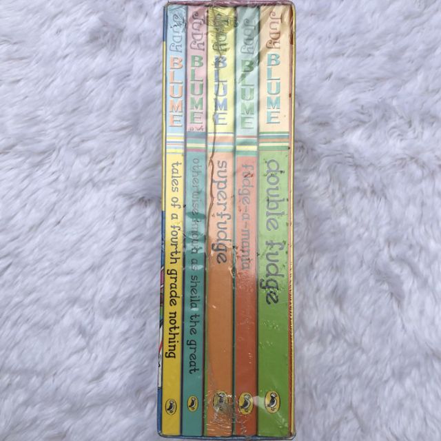 FUDGE　young　series)　readers　Blume　by　Series　for　(5-book　Judy　Shopee　Philippines