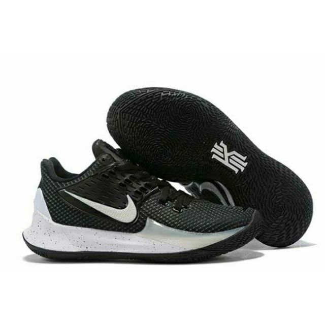 Kyrie 2 hotsell black and white