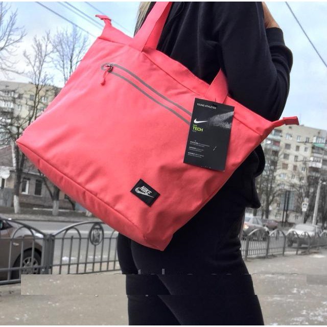 Nike Tech Tote Pink